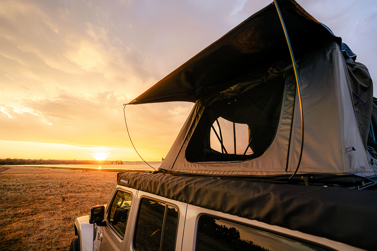 Ironman 4x4 Cross 1200 Rooftop Tent – Spacious Fold-Out Design for SUVs, Trucks & More