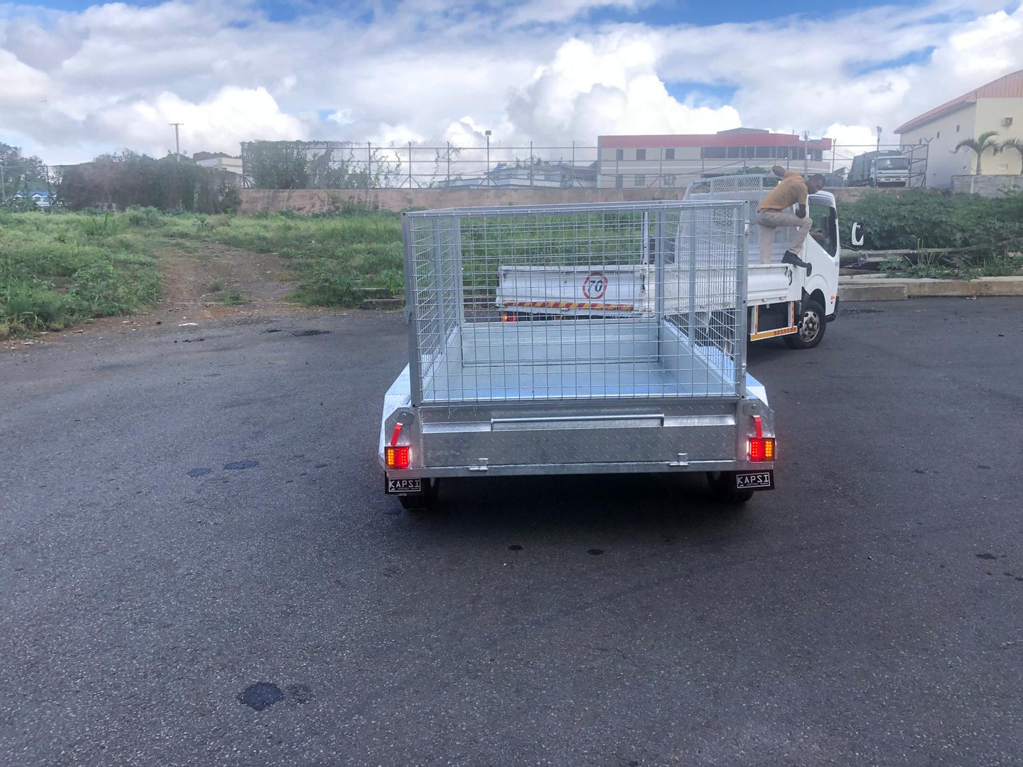 Commercial Trailer 8x5