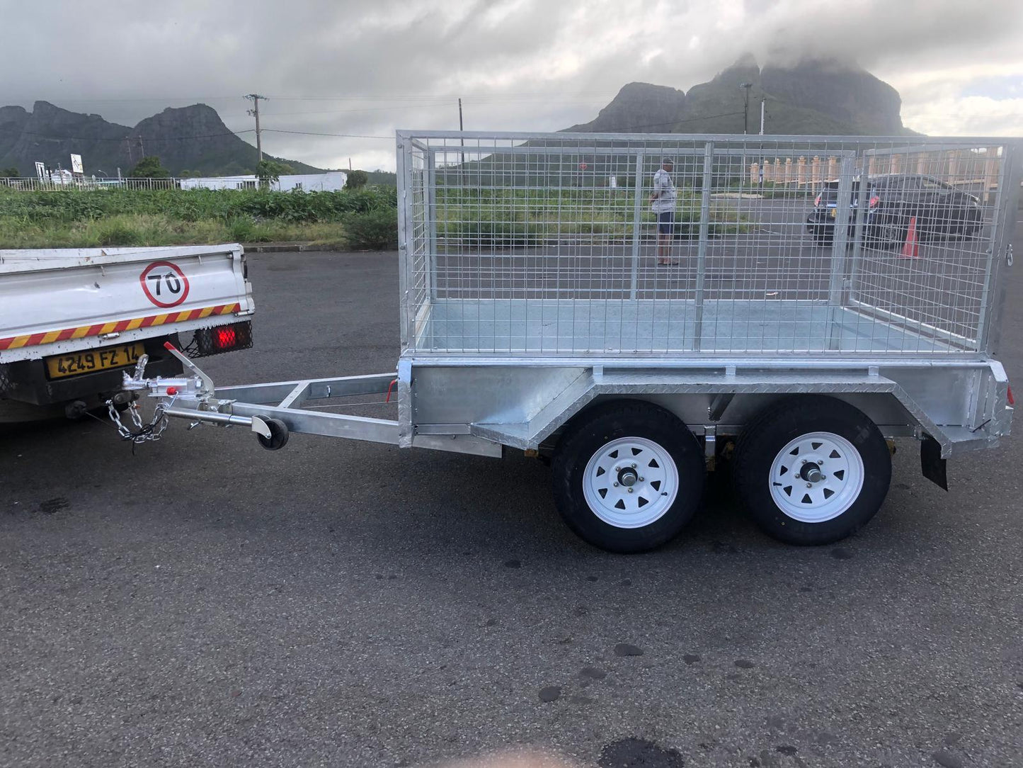 Commercial Trailer 8x5